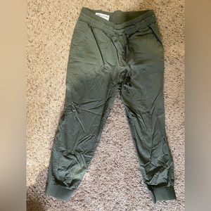 L Green Joggers